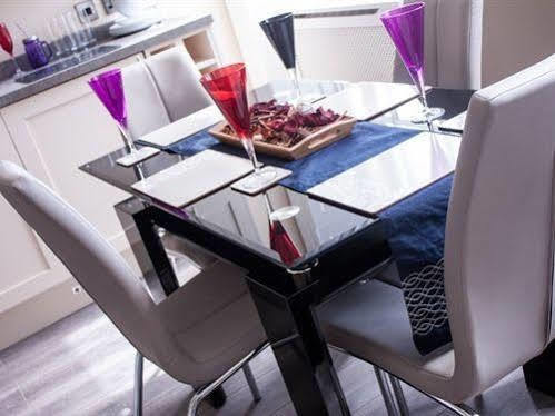 Lux Aparts Wakefield Central Extérieur photo
